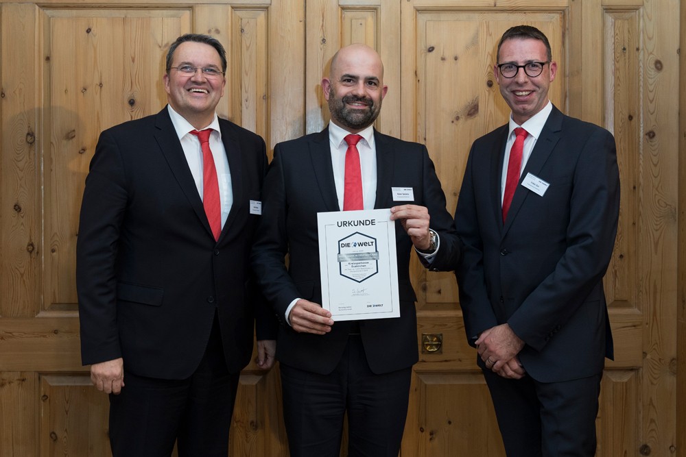 Udo Becker Vorstandsvorsitzender Rainer Santema Abteilungsleiter S-Firmen-Center Volker Zart Banken-Qualitätstest Sieger